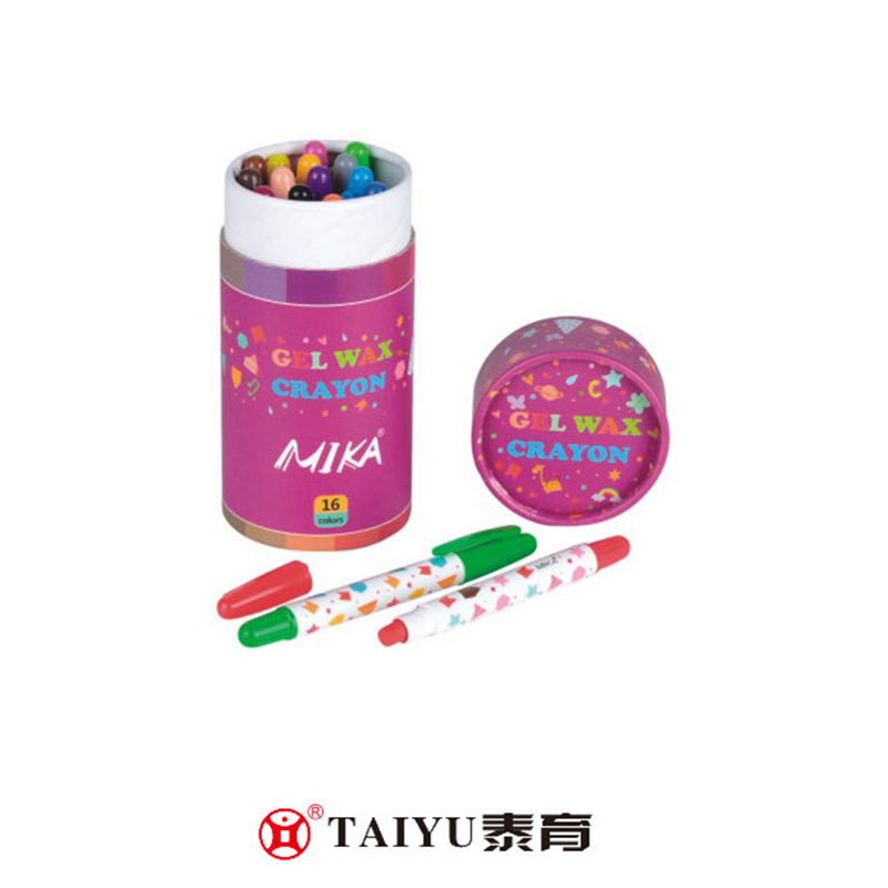 นักเรียนใช้ดินสอสี 12 สีในกระบอกพร้อมที่ใส่ปากกา Crayon-XC 03